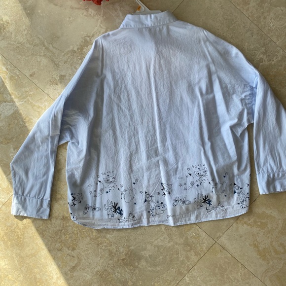 Zara light blue Button-Up Shirt with Black Print - Picture 4 of 9